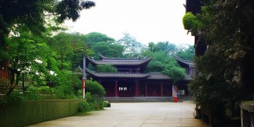 渝水坊物业真的管事吗？